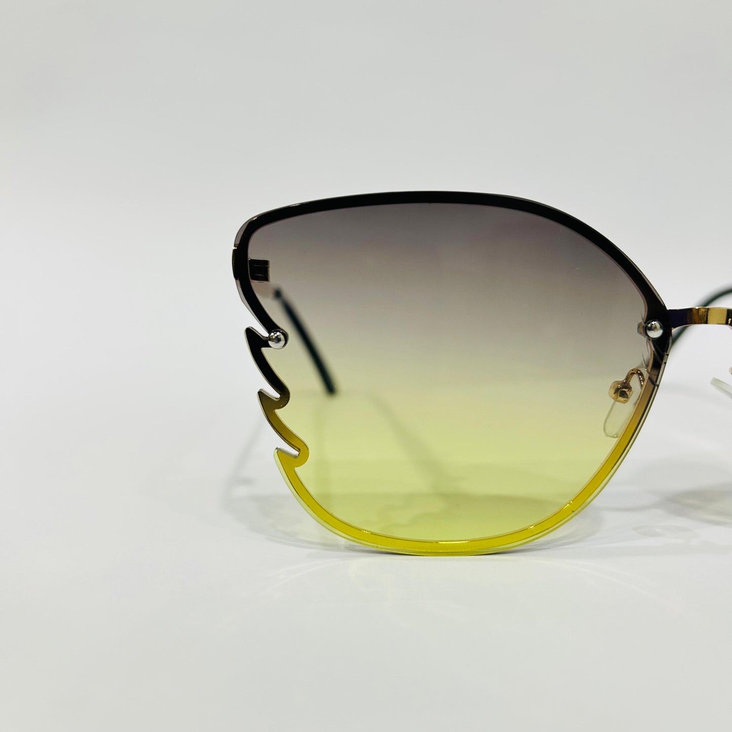 Eagle Wing Chic Navy-Green Sunglasses with Golden Arms - Trendy Glasses - Stylish Eyewear for Girls