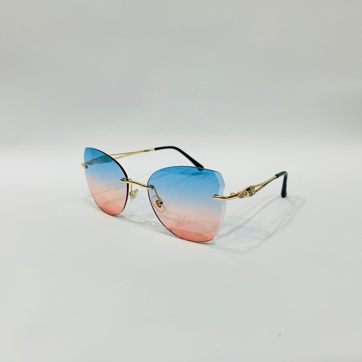Stylish Heart-Shaped Gradient Sunglasses for Girls