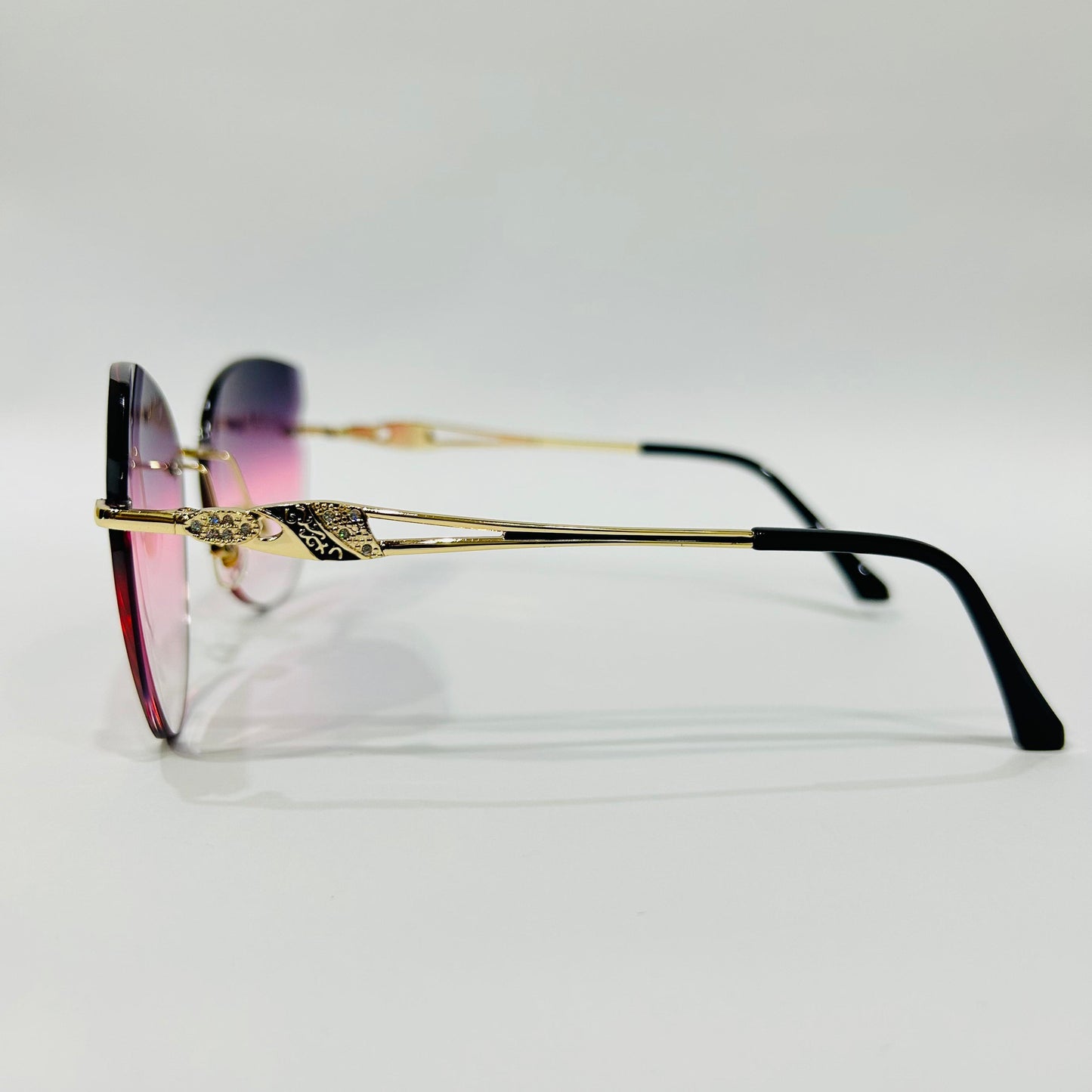 Stylish Heart-Shaped Gradient Sunglasses for Girls