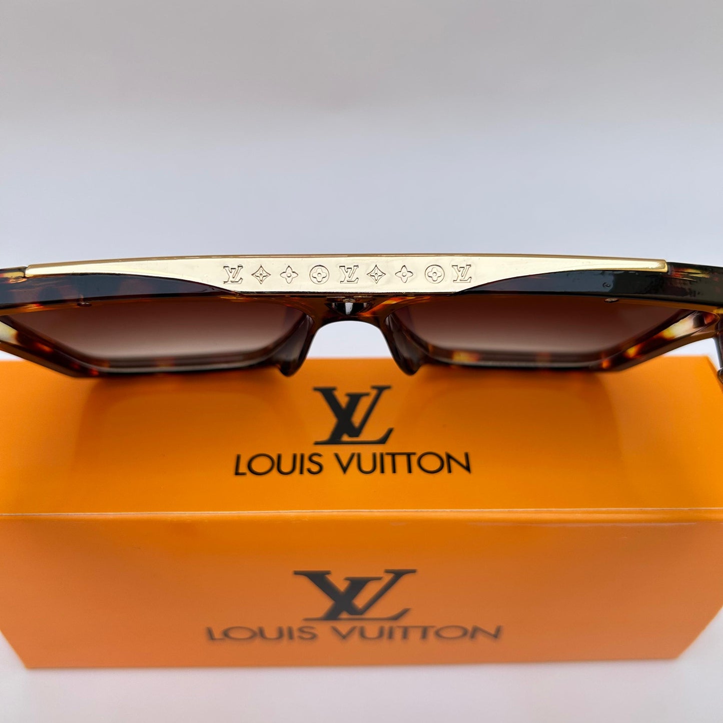 Loius Vuitton Tiger Print Glasses
